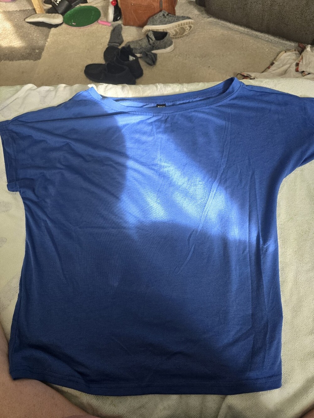 Shein Blue Size Small Tshirt